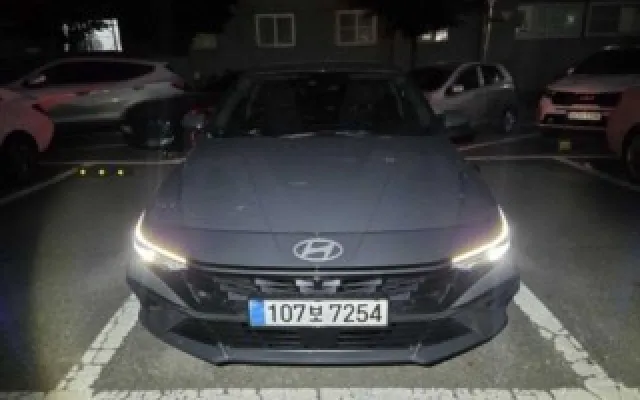인천신용불량자차량할부 더 뉴 아반떼 (CN7) 1.6 가솔린 매물 사진 9 - 2025/10 15,725km